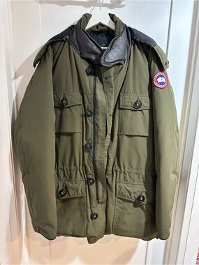Authentic Canada Goose Mens Banff Parka Jacket Hooded Down Winter Coat XL